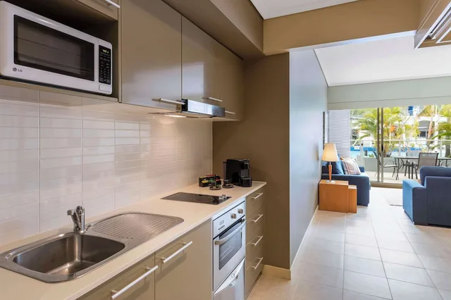 1 Bedroom, Premier, Apartment, King Bed, Oaks Hervey Bay Resort and Spa 5/5