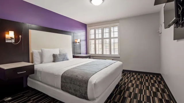 غرفة قياسية بسرير كينج، Surestay Hotel By Best Western Beverly Hills West 10/10