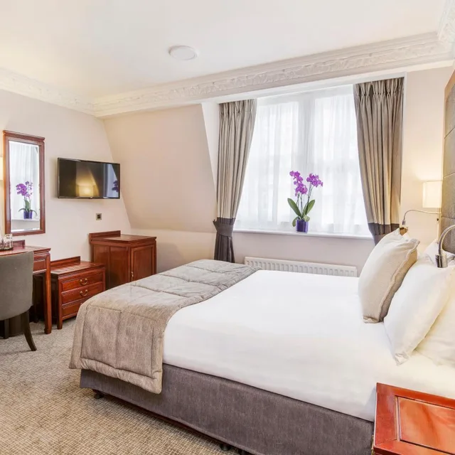 Executive, Gem Fitzrovia Hotel 2/10