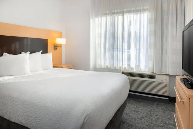 جناح بغرفتي نوم، TownePlace Suites York 5/10