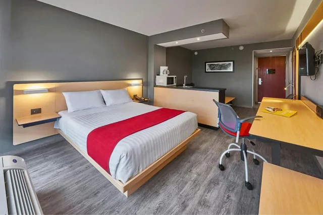 غرفة سوبيريور بسرير كوين مع أريكة، City Express by Marriott Irapuato 2/5