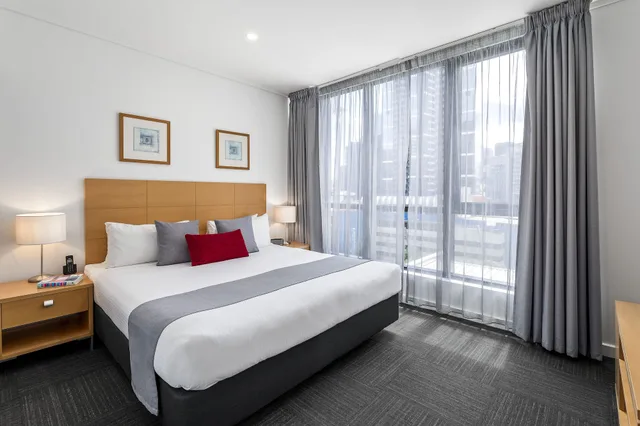 2 Bedrooms, Apartment, Queen and Twin Beds, Quest Southbank 3/10
