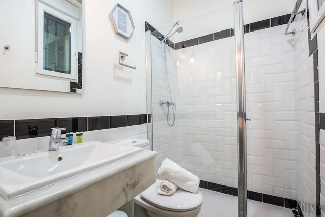 غرفة قياسية بسرير مزدوج، Hostal Jardin De La Alameda 4/5