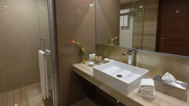 جناح بغرفة نوم واحدة، Holiday Inn Al Thuraya City 2/5