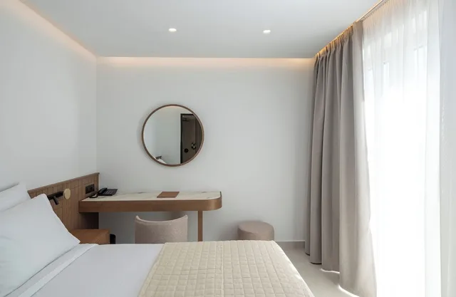 جناح جونيور بسرير كوين، Galaxy Suites Boutique Resort 2/8