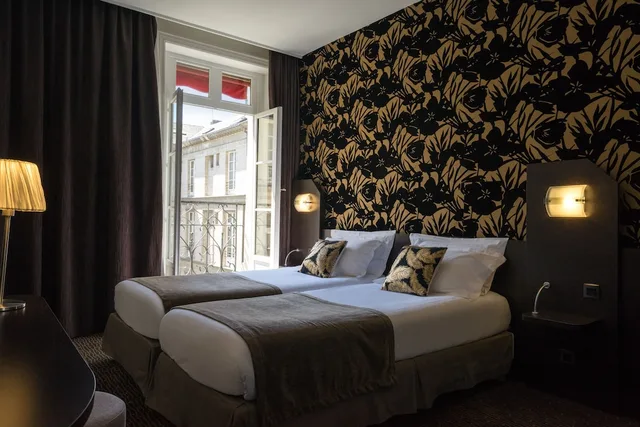 غرفة بسريرين منفصلين، Hotel Voltaire Opera Nantes 1/3