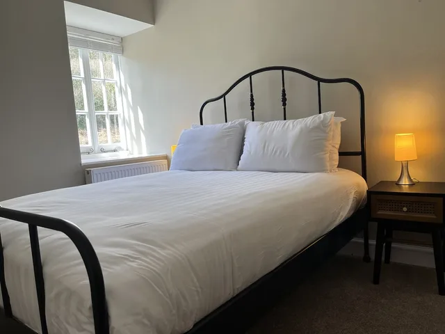 Family, Apartment, 1 Double and 2 Bunk Beds، Picton House Hotel 2/4