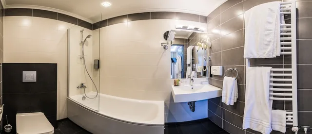 Suite, Apartment, King Bed، Amrita Hotel 2/2