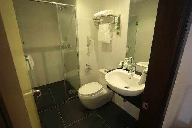 غرفة سوبيريور بسرير كينج، Imperial Riverbank Hotel 3/3