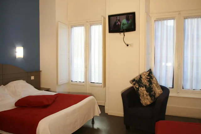 غرفة رباعية، Hotel Christian 9/10