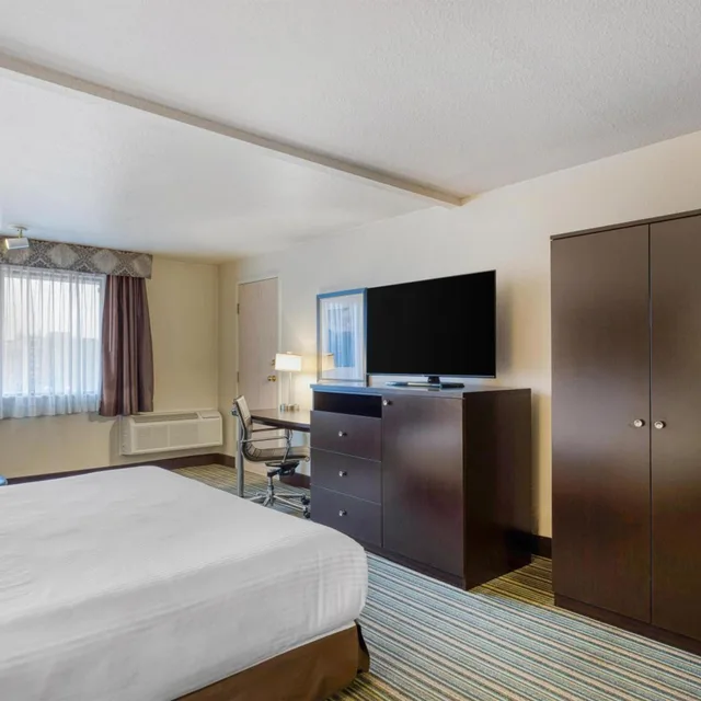 جناح بسرير كينج مع أريكة، Best Western Alderwood 3/5