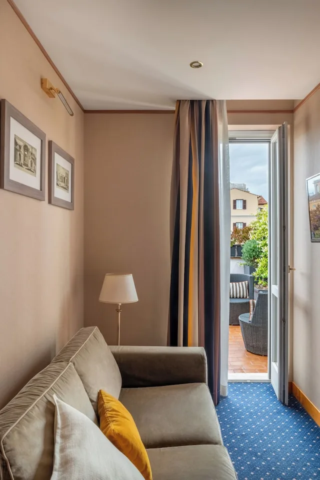جناح جونيور بسرير كوين، Diocleziano Hotel 5/10