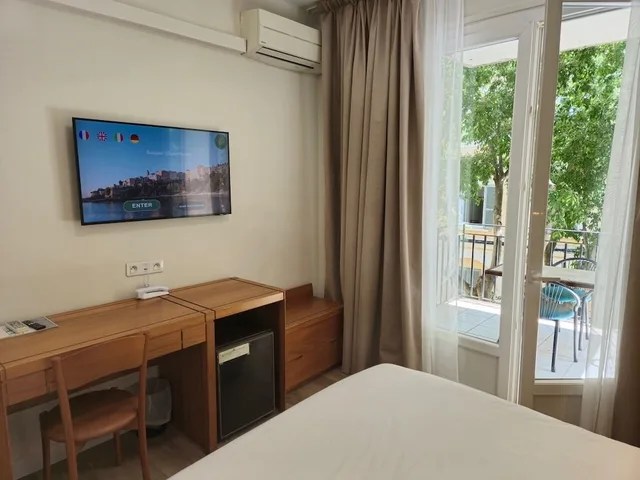 غرفة سوبيريور بسرير مزدوج، Hotel Bonaparte 6/9