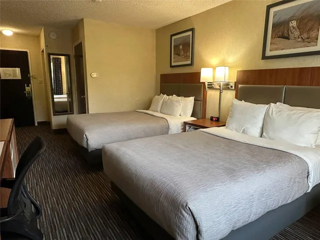 غرفة بسريرين مزدوجين، Quality Inn Near Toms River Corporate Park 3/7