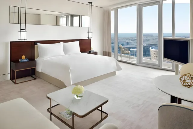 جناح جونيور مع دخول الصالة، Address Sky View, Downtown Dubai 1/1