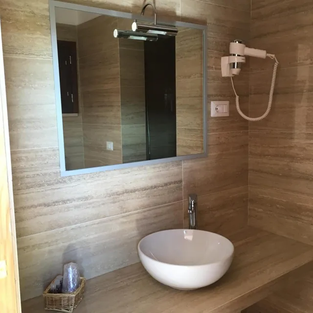 غرفة رباعية، Hotel Cala Rosa 5/7