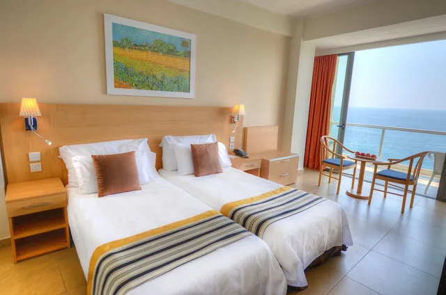 غرفة بإطلالة على البحر مفردة بسريرين منفصلين، Preluna Hotel & Spa 3/9