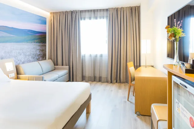 غرفة بسرير مزدوج، Novotel Sevilla 1/9