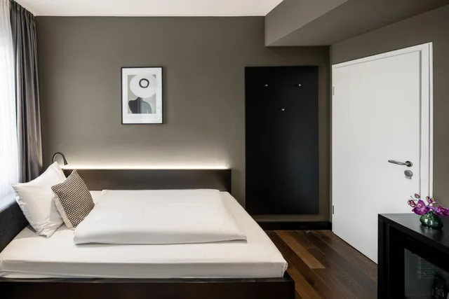 غرفة مريحة مفردة، Hotel AMANO Dusseldorf 1/2