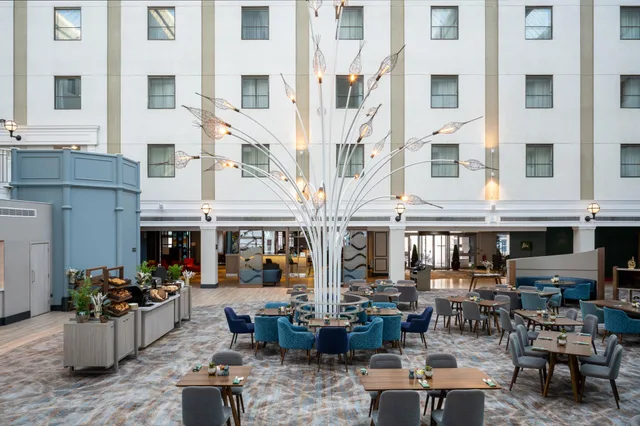 Super, Executive, King Bed, Sea View، Leonardo Royal Hotel Brighton Waterfront 1/1