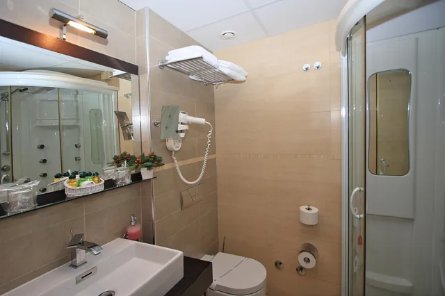 فيلا اقتصادية بسرير مزدوج أو سريرين منفصلين في الملحق، Grand Hotel Park Dubrovnik 2/3
