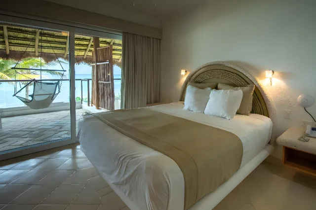 فيلا بإطلالة على البحر بـ3 غرف نوم، Las Villas Akumal 1/1