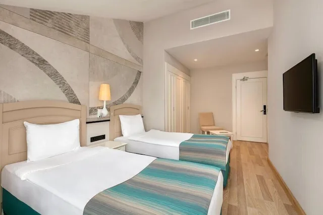 غرفة عائلية بسريرين منفصلين، Greenwood Kemer Resort 5/10