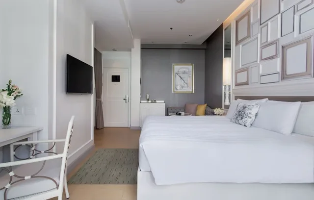 Garden, Premium, Deluxe, King Bed, U Sathorn Bangkok Hotel 3/4
