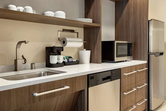 جناح استوديو بسرير كينج بحوض استحمام لذوي الإعاقة، Home2 Suites by Hilton Minneapolis University Area 4/4