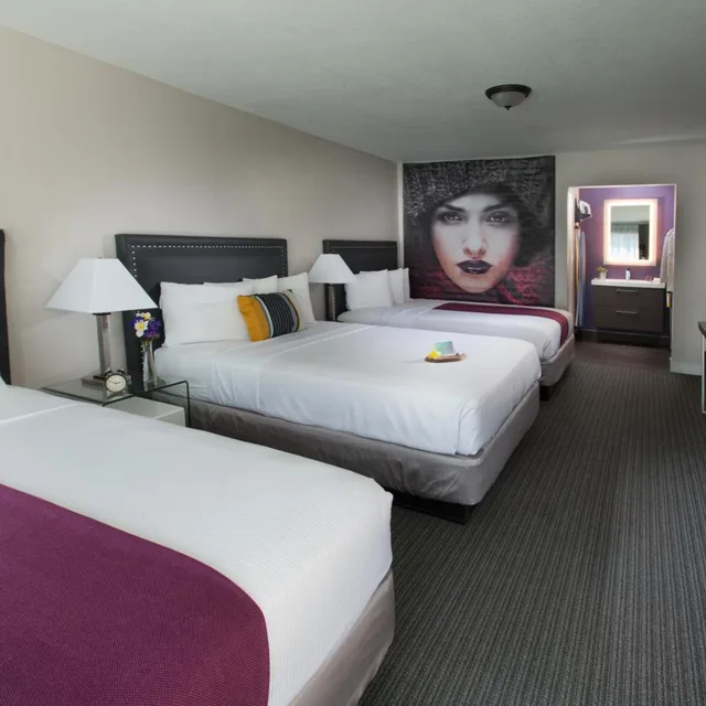 غرفة قياسية ثلاثية، Hotel Iris San Diego 1/9