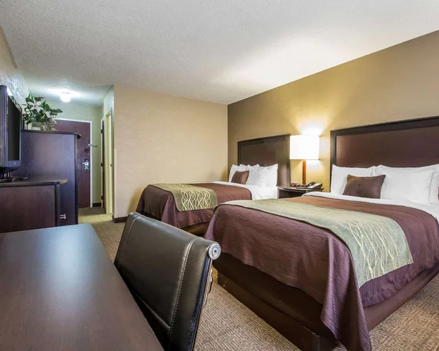 غرفة بسريرين مزدوجين لذوي الإعاقة، Quality Inn Harlan, KY 1/2