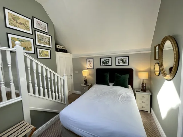 غرفة سوبيريور بسرير مزدوج، The Abbey Hotel 1/6