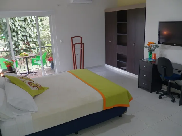 غرفة سوبيريور بسرير كوين، Casa Santa Monica Pance 7/10