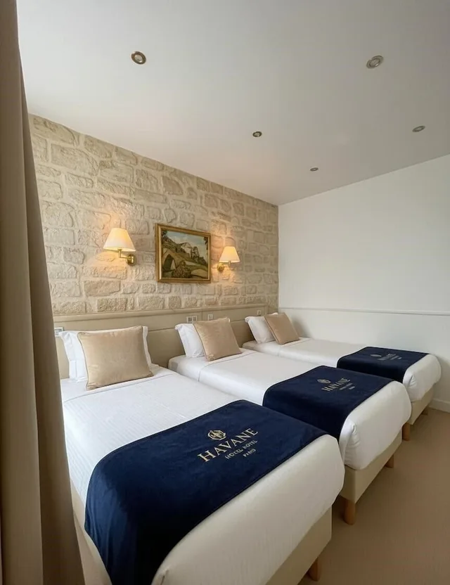 غرفة ثلاثية بسرير مزدوج وسرير فردي، Hotel Havane Opera 3/10