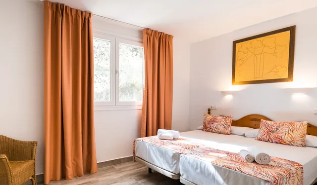 2 Bedrooms, Apartment, Sol Parc Apartments 1/4