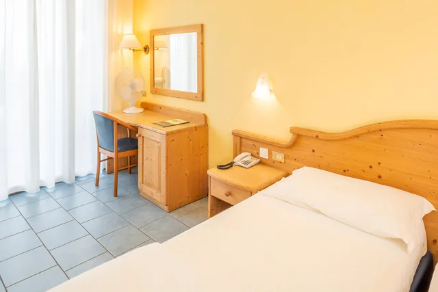 غرفة قياسية مفردة، Hotel Marco Polo 1/3