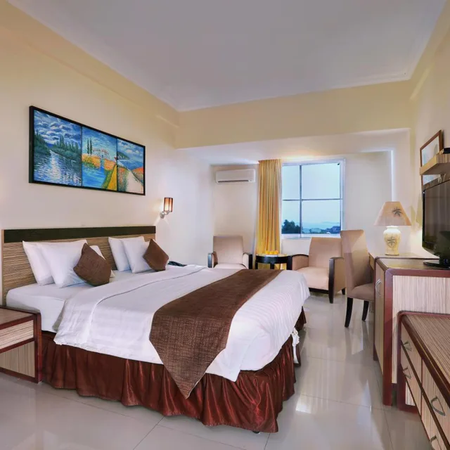 غرفة ديلوكس بسرير مزدوج أو سريرين منفصلين، Aston Karimun City Hotel 1/3