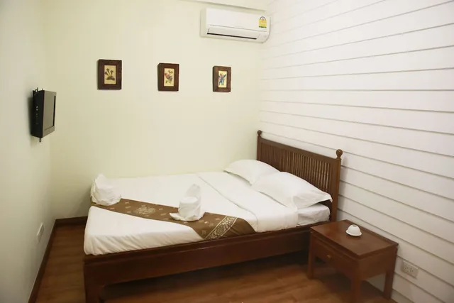 غرفة قياسية بسرير مزدوج بحمام مشترك، Les Fleurs Bangkok Hostel 1/3