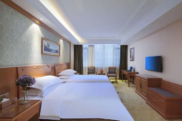 غرفة سوبيريور بسريرين منفصلين، Vienna 3 Best Hotel (Nanchang Qingshan Lake) 1/1
