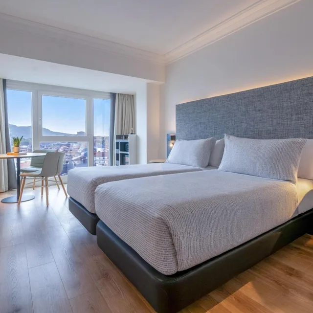 غرفة متصلة بسرير مزدوج، Hotel San Sebastian Orly, Affiliated by Melia 4/6