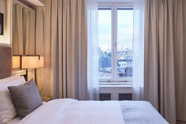 غرفة بسرير كوين، Bank Hotel 2/4