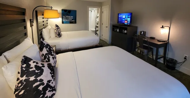 غرفة ديلوكس بسريرين كوين، Hi-Ho: A Hi-Tech Hotel 5/8