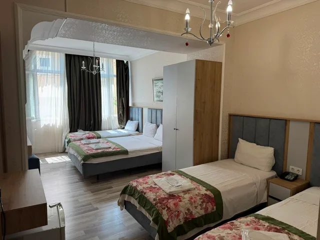 غرفة قياسية رباعية، Divas Hotel 5/10