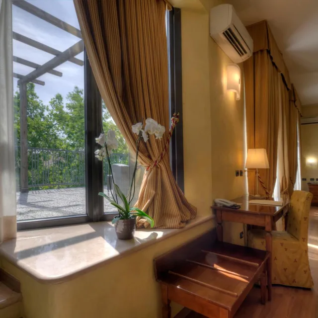 Junior Suite, Central Park 8/9