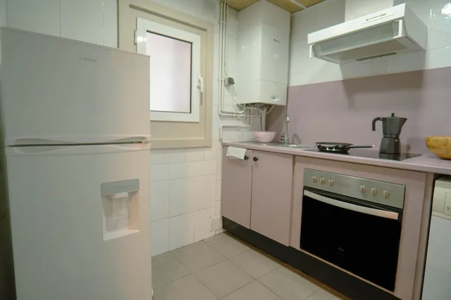 4 Bedrooms, Apartment, 11 Beds، SmartR Barcelona Ramblas 7/7
