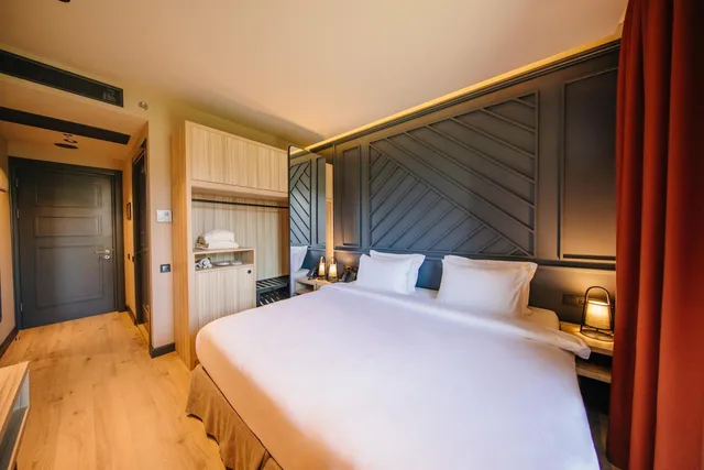 Standard, Double or Twin Bed, French Balcony، Sandali Metekhi Boutique hotel 5/6