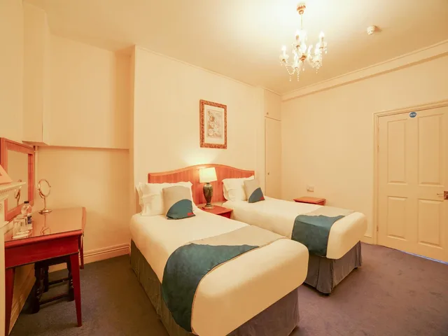 جناح عائلي، OYO Bailbrook Lodge, Bath 2/10