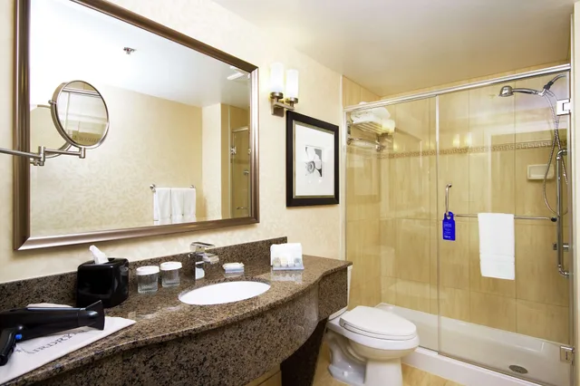 Evolution, 2 Queen Beds، Hilton Garden Inn Montreal Centre-ville 4/5
