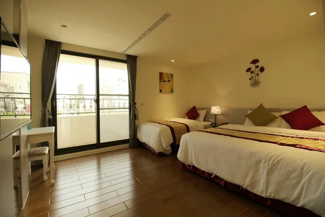 غرفة ثلاثية، Maui B&B 1/2