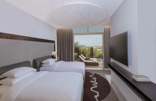 2 Bedrooms, Villa, King and Twin Beds, Beach View, Plunge Pool، Park Hyatt Abu Dhabi Hotel & Villa - Saadiyat island 2/10